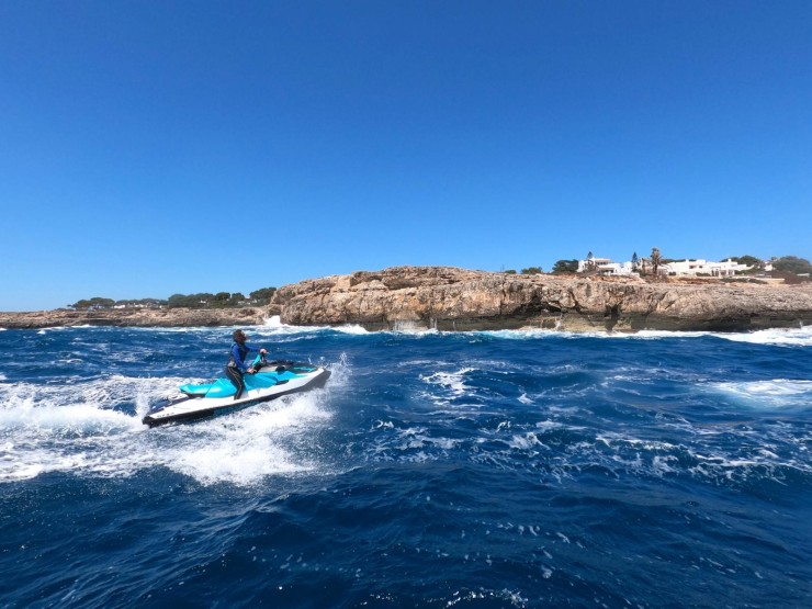 JETSKI TOURS - Image 2